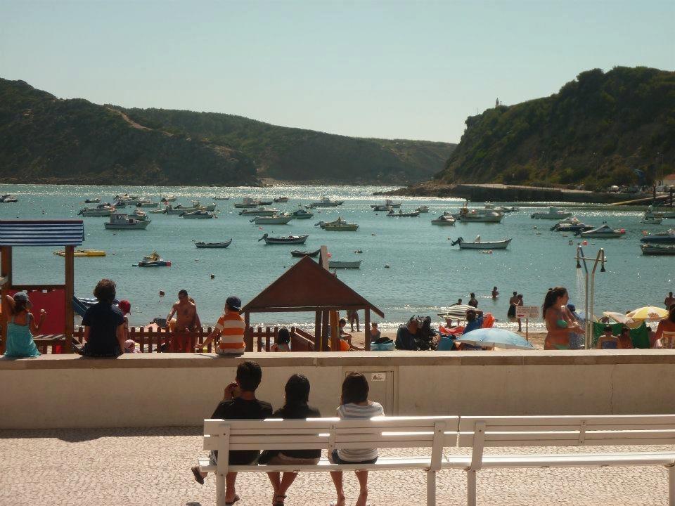 Perola Do Oeste - 3Min Da Praia Sao Martinho do Porto Bagian luar foto